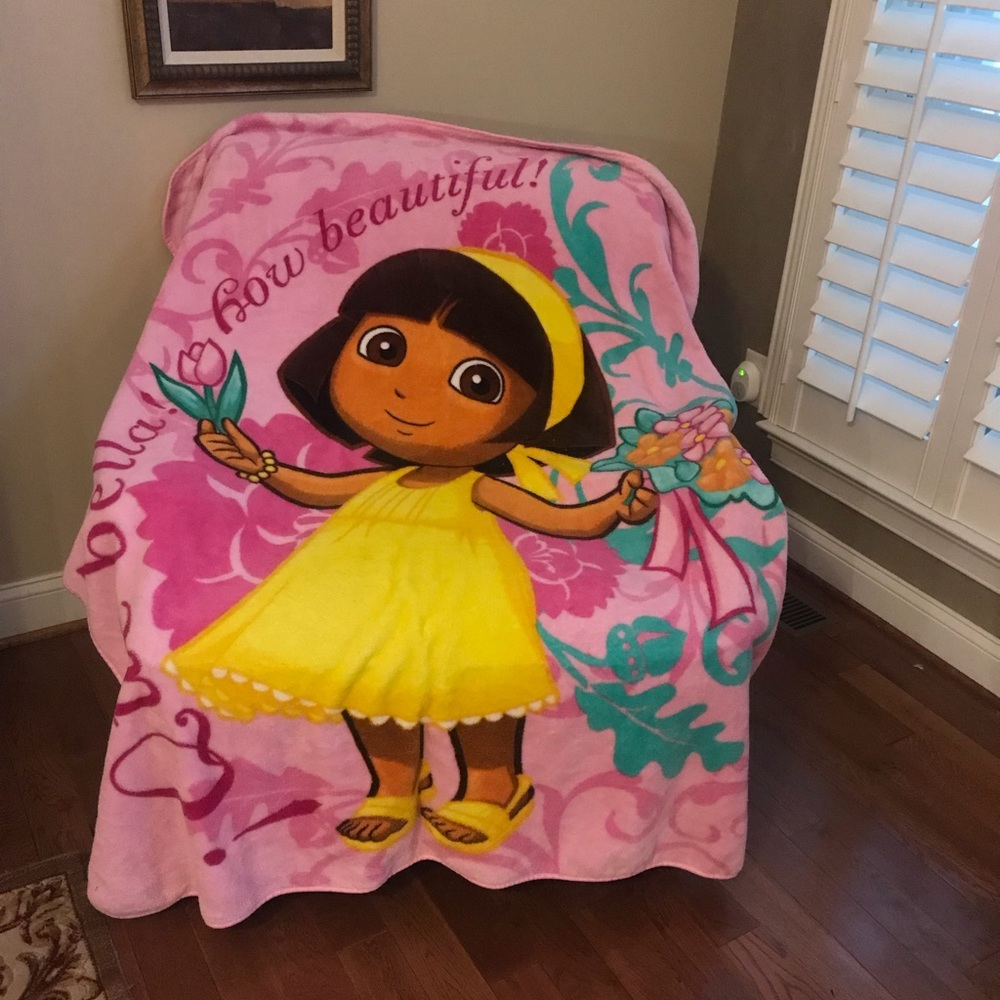 Little Girls Dora blanket very soft and comfy